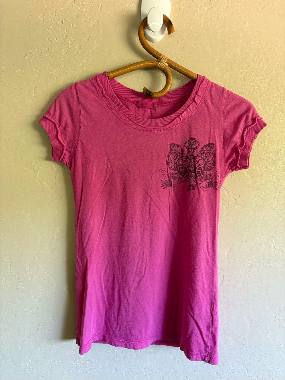 Y2K 2000s Vintage Bedazzled Rose Heart Lock Key Graphic Tee T-Shirt Pink Large